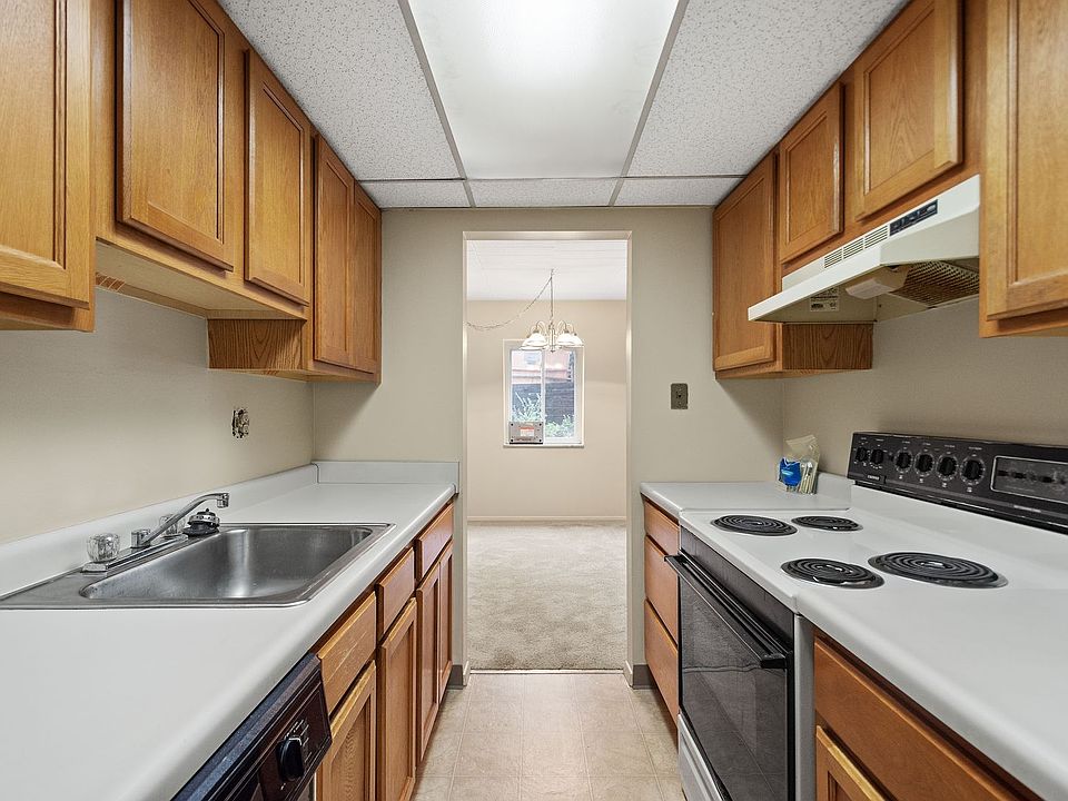 1st image of 100 Briaridge Dr #112-K