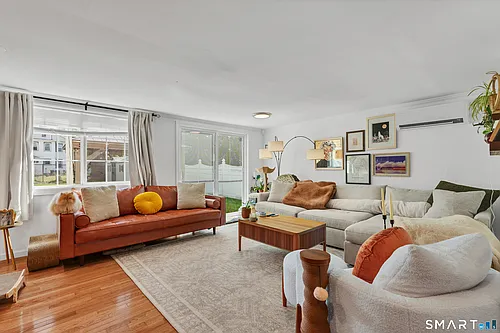 31 Clark St Photo 1