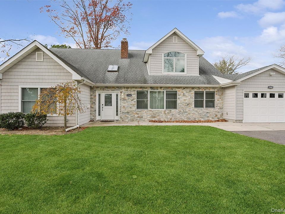 1st image of 1560 Pebble Lane