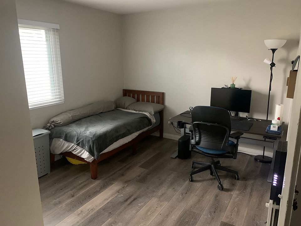 1st image of 7884 Camino Huerta