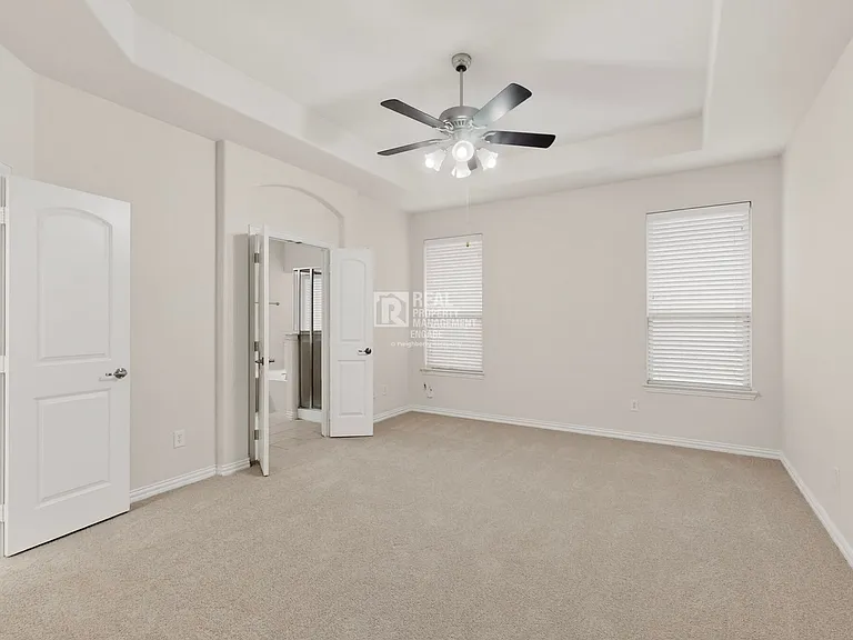 963 Cougar Dr — Photo 24