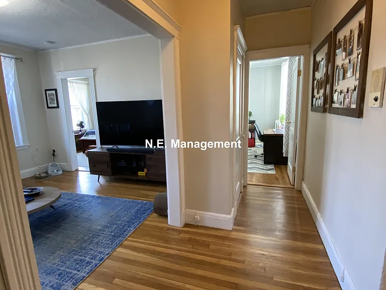 339 S Huntington Ave #10 — Photo 1