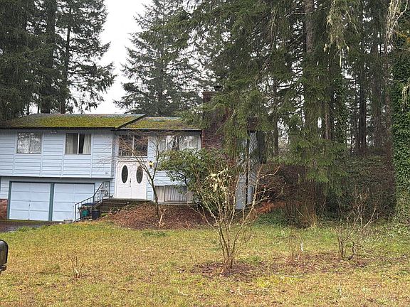 3rd image of 51 E Park Ln
