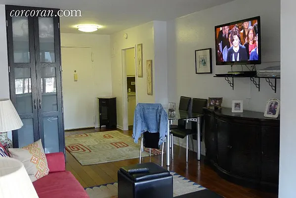 Rented by Corcoran | media 15
