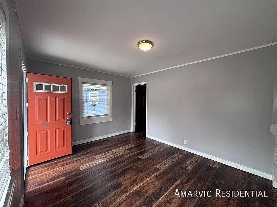 1 bed, $695 — Photo 3