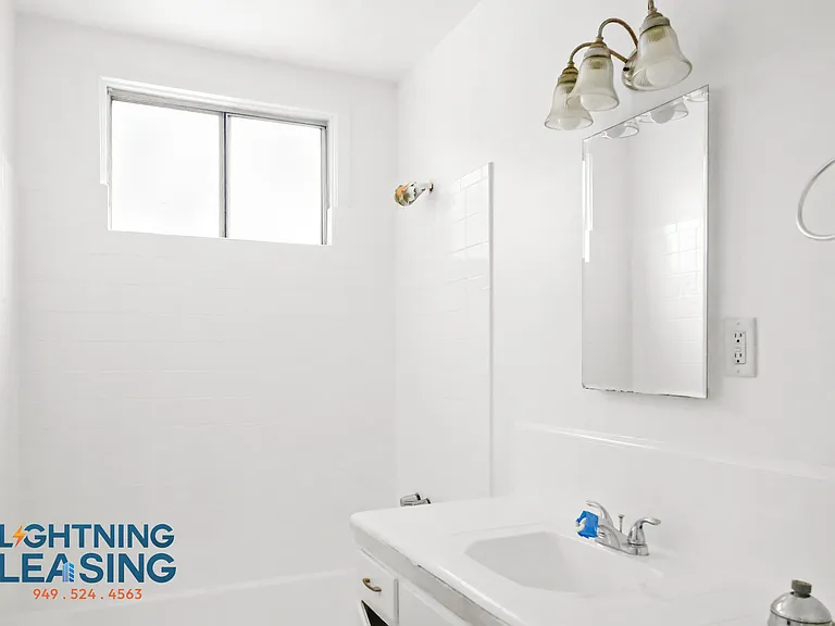 12805 Vanowen St #1 — Photo 6