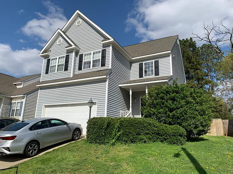 2525 Trailwood Hills Dr — Photo 1