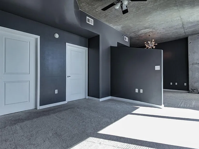 3324 Peachtree Rd NE #2210 — Photo 12