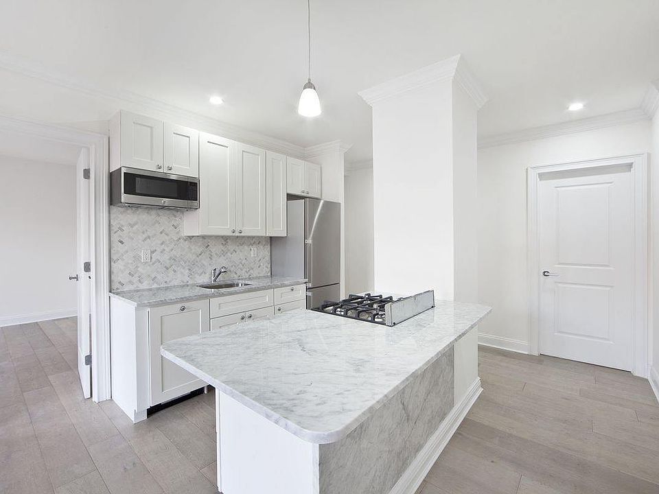 1st image of 364 Lincoln Pl APT D5