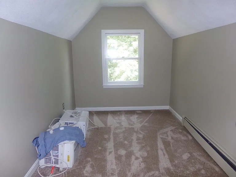162 Middlesex Ave #1 — Photo 11
