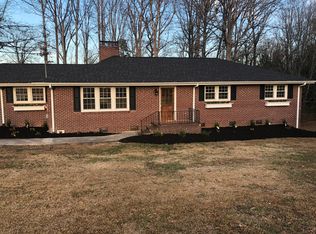 11 Collingwood Dr, Greenville, SC 29615