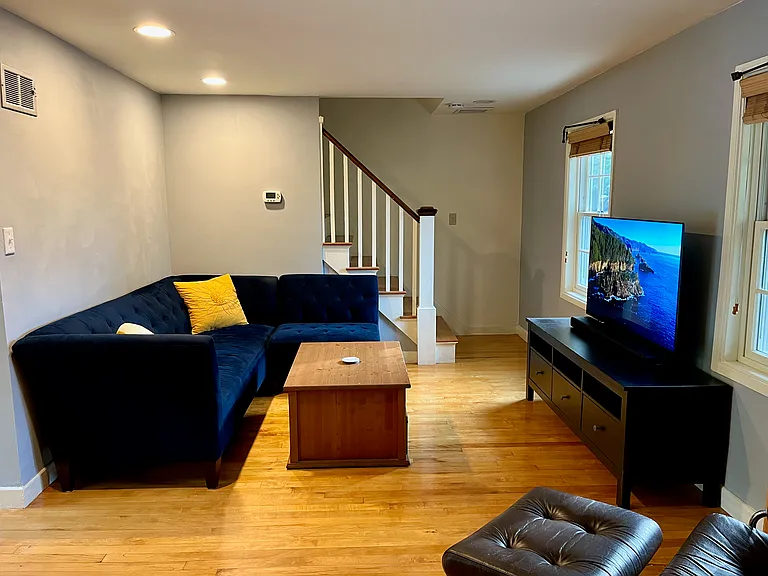49 Sunnyside Ave — Photo 8