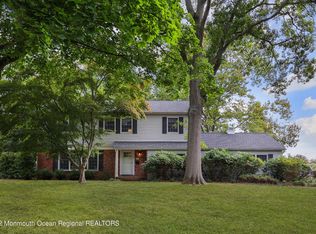 21 Carnegie Ct, Middletown, NJ 07748