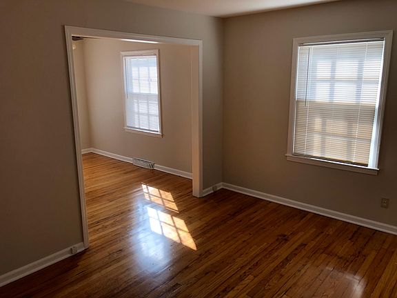 2nd image of 6641 Floyd St
