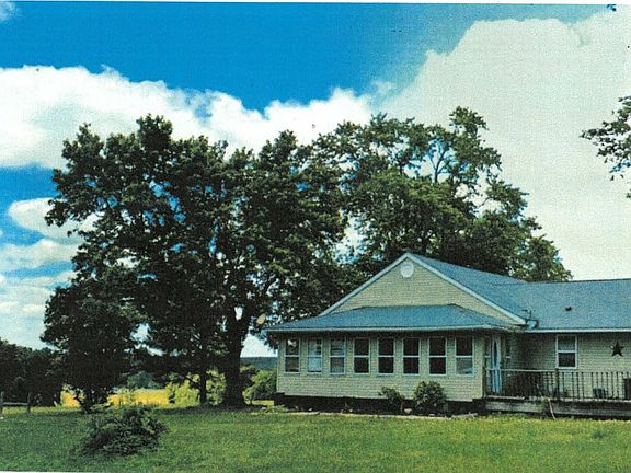 2nd image of 515 Thunderhawk Rd