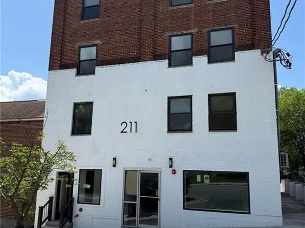 211 South St #3, Lehighton, PA 18235