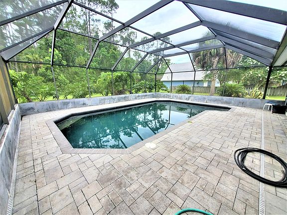 3rd image of 9 Palmetto Dunes Ct