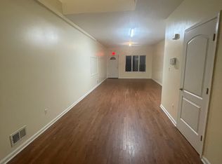 366 Union Ave #A, Staten Island, NY 10303