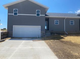1801 Park Vw, Baraboo, WI 53913