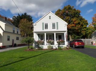 149 Oakley Dr, Syracuse, NY 13212