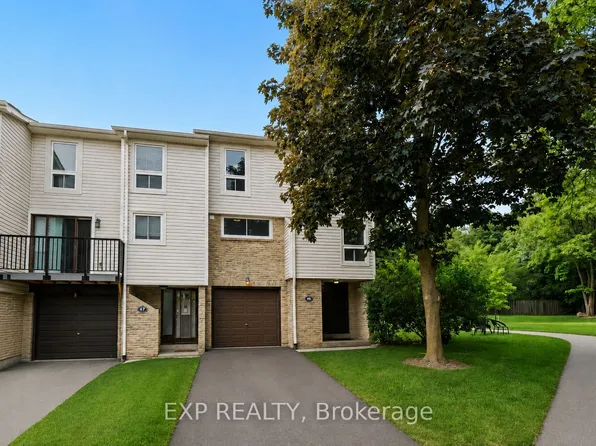 7251 Copenhagen Rd #46, Mississauga, ON L5N 2H6