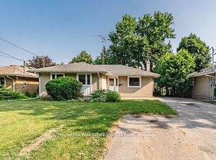 318 Paliser Cres S, Richmond Hill, ON L4C 1R8