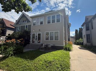 2731 Dupont Ave S, Minneapolis, MN 55408
