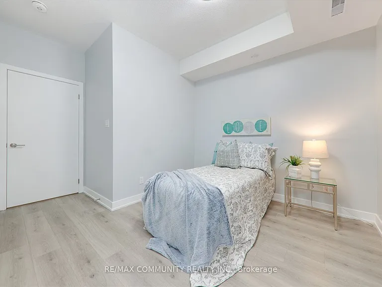 1709 Bur Oak Ave #206 — Photo 19