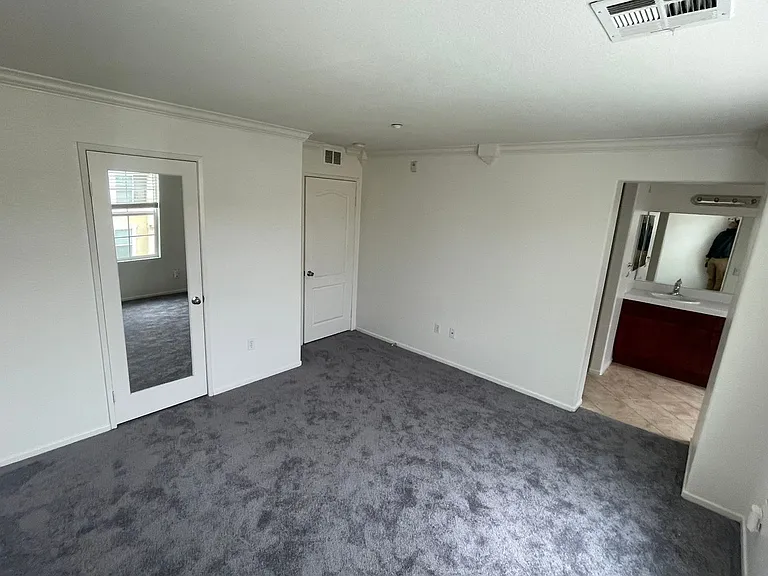 2703 White Pine Ct — Photo 11
