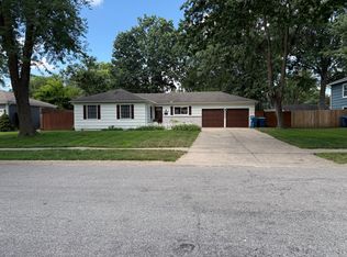 10336 Reeds Dr, Overland Park, KS 66207