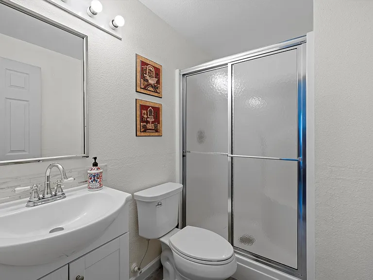 6320 Candlestick Dr — Photo 22