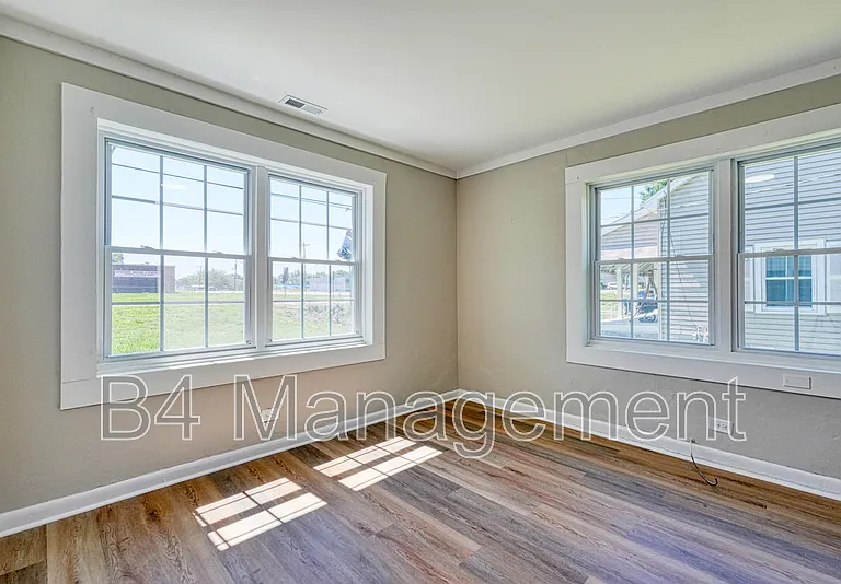 151 Church St — Photo 14