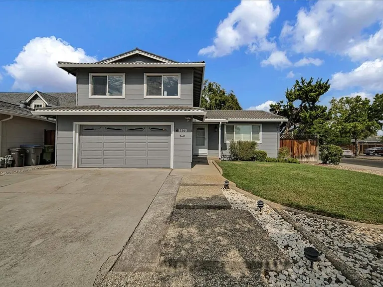 1673 Grizilo Dr — Photo 22
