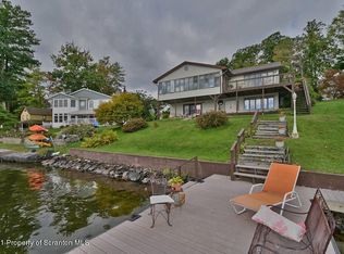 117 Halfway Ln, Lake Winola, PA 18625