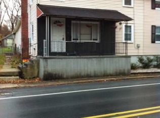 2364 Quarry St, Coplay, PA 18037