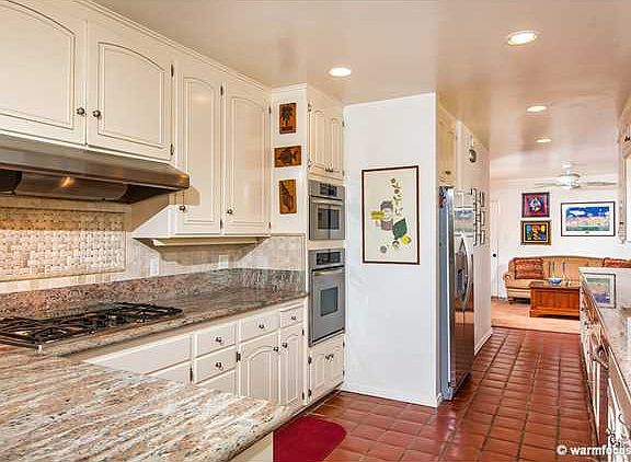 4th image of 3345 Xenophon St