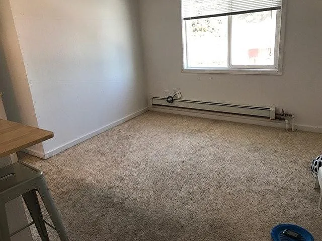400 W 11th Ave #8 — Photo 3