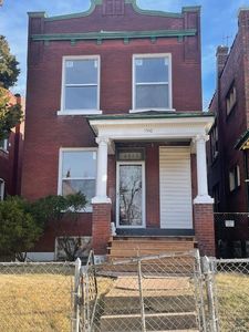 4540 Clarence Ave, Saint Louis, MO, 63115