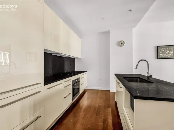 4 West 21st Street 10D image 3 of 14