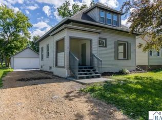 608 7th Ave SE, Waseca, MN 56093