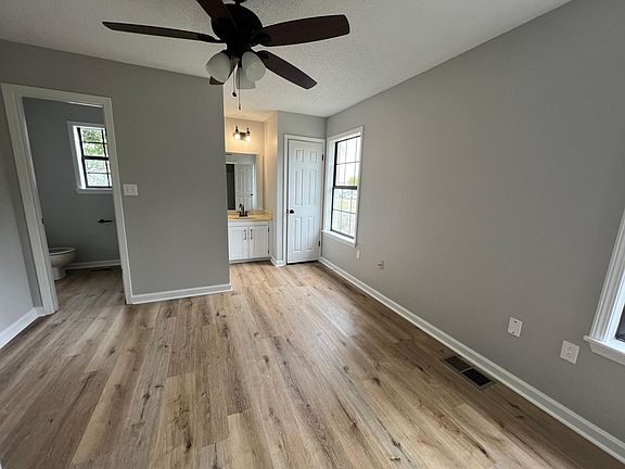 4th image of 3020 Davis Dr #20