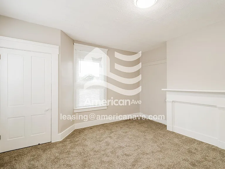 963323_014_wm_-_bedroom_13076599.jpg