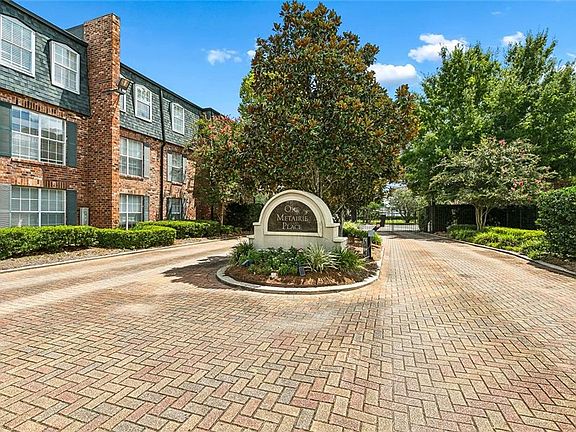 2nd image of 2511 Metairie Lawn Dr #113