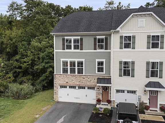 2nd image of 2904 Shaws Rd