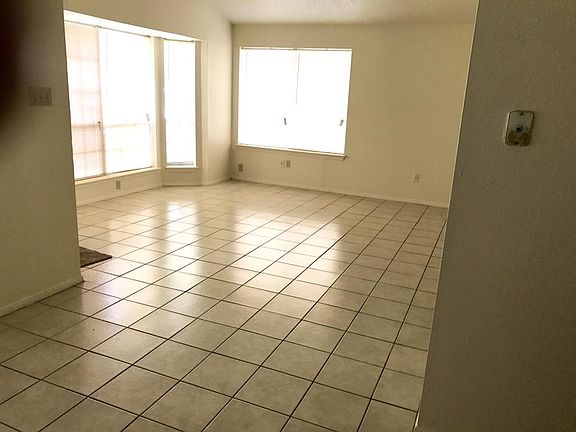 3rd image of 7411 Tierra Verde Dr