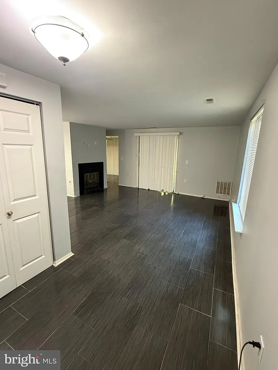 Building Photo - 13200 Chalet Pl #10102