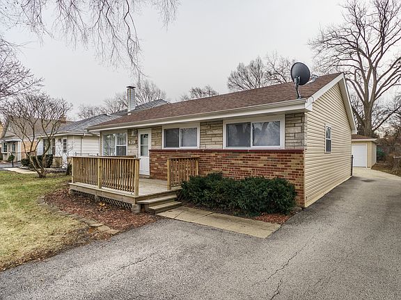 2nd image of 439 W Windsor Ave