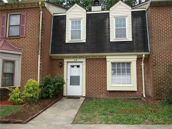 17 Colonial Way, Chesapeake, VA 23325