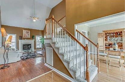 2nd image of 203 Cedar Forest Dr