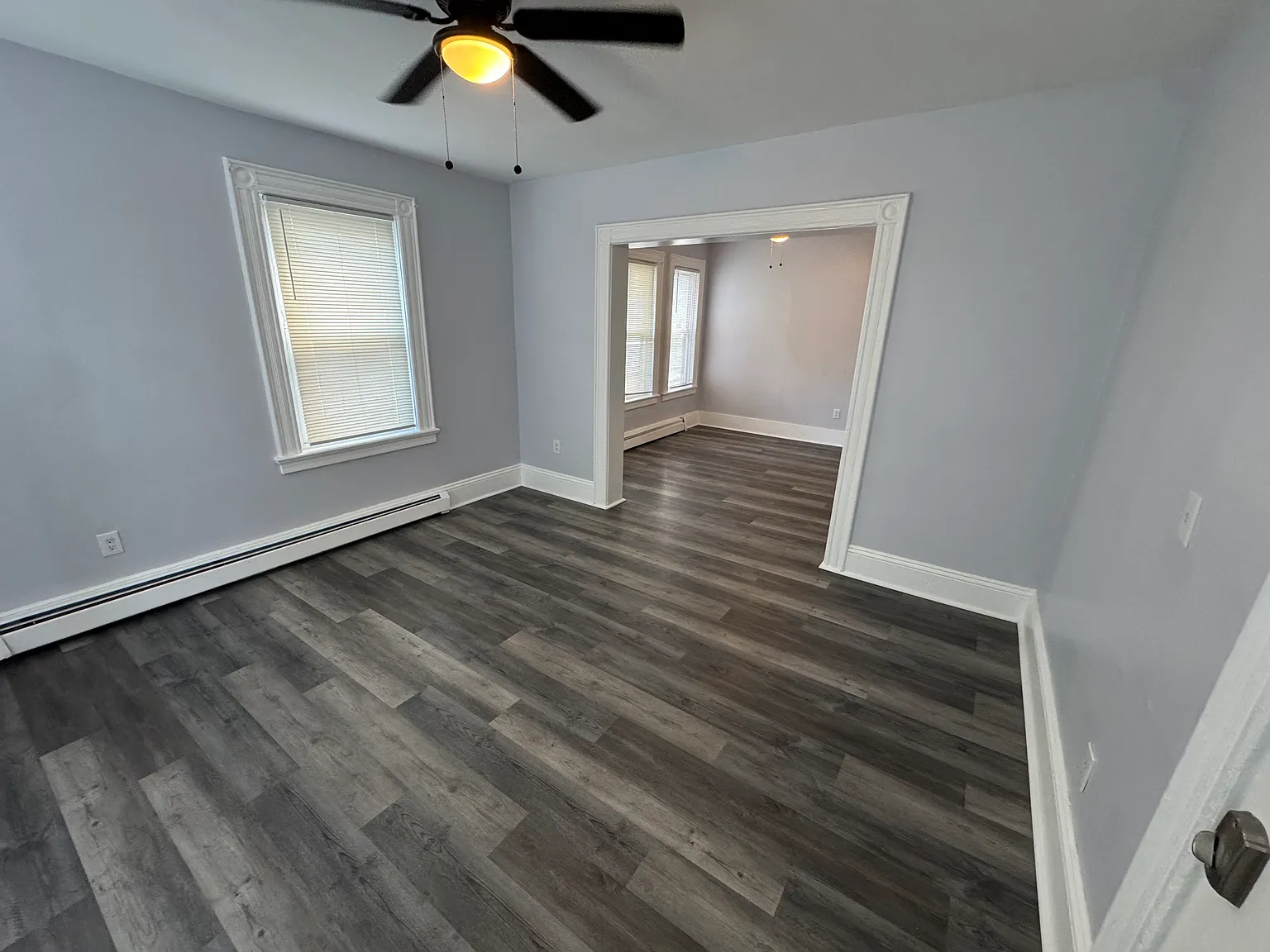 3 bed, 1300 sqft, $2,400 — Photo 3